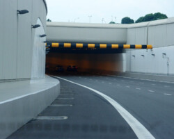 Marina Coastal Expressway, Vehicular Tunnel